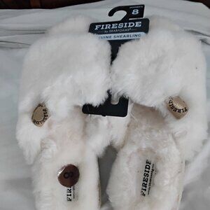 NWT GENÙINE SHEARLING SLIPPERS